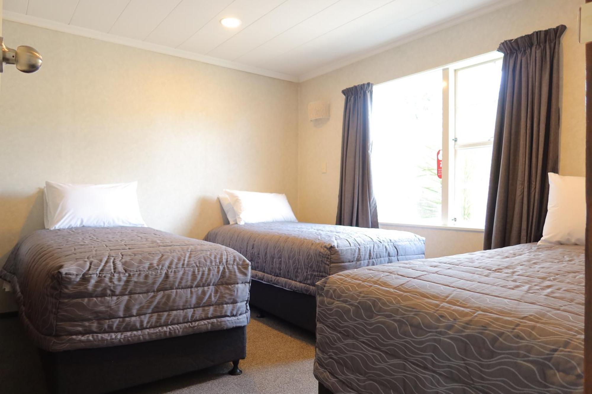 Colonial Motel Invercargill Extérieur photo